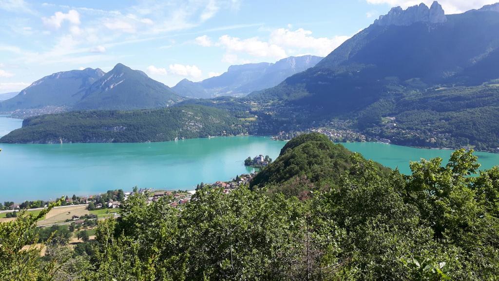 B&B Le Sourire Du Lac Севрие Экстерьер фото