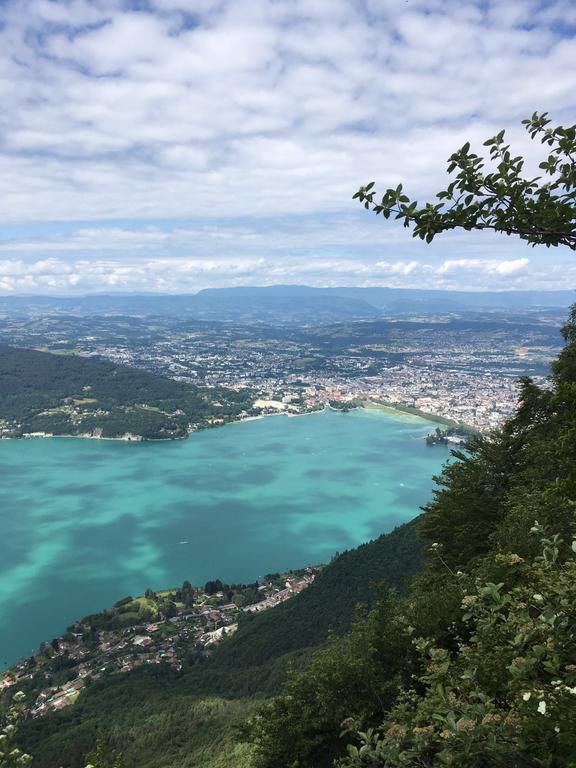 B&B Le Sourire Du Lac Севрие Экстерьер фото